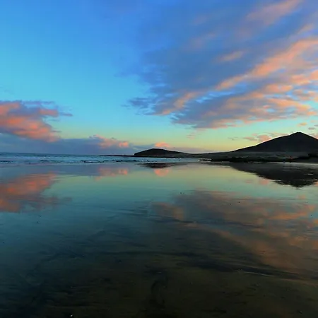 Alquilaencanarias El Faro Beach * El Médano